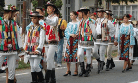 romanian traditional clothing 