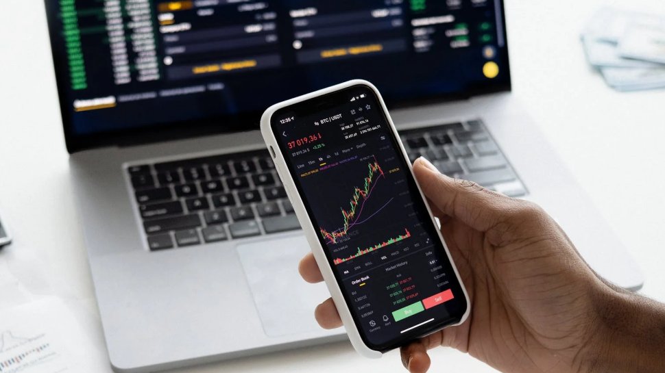 How to Trade Forex on an iPhone